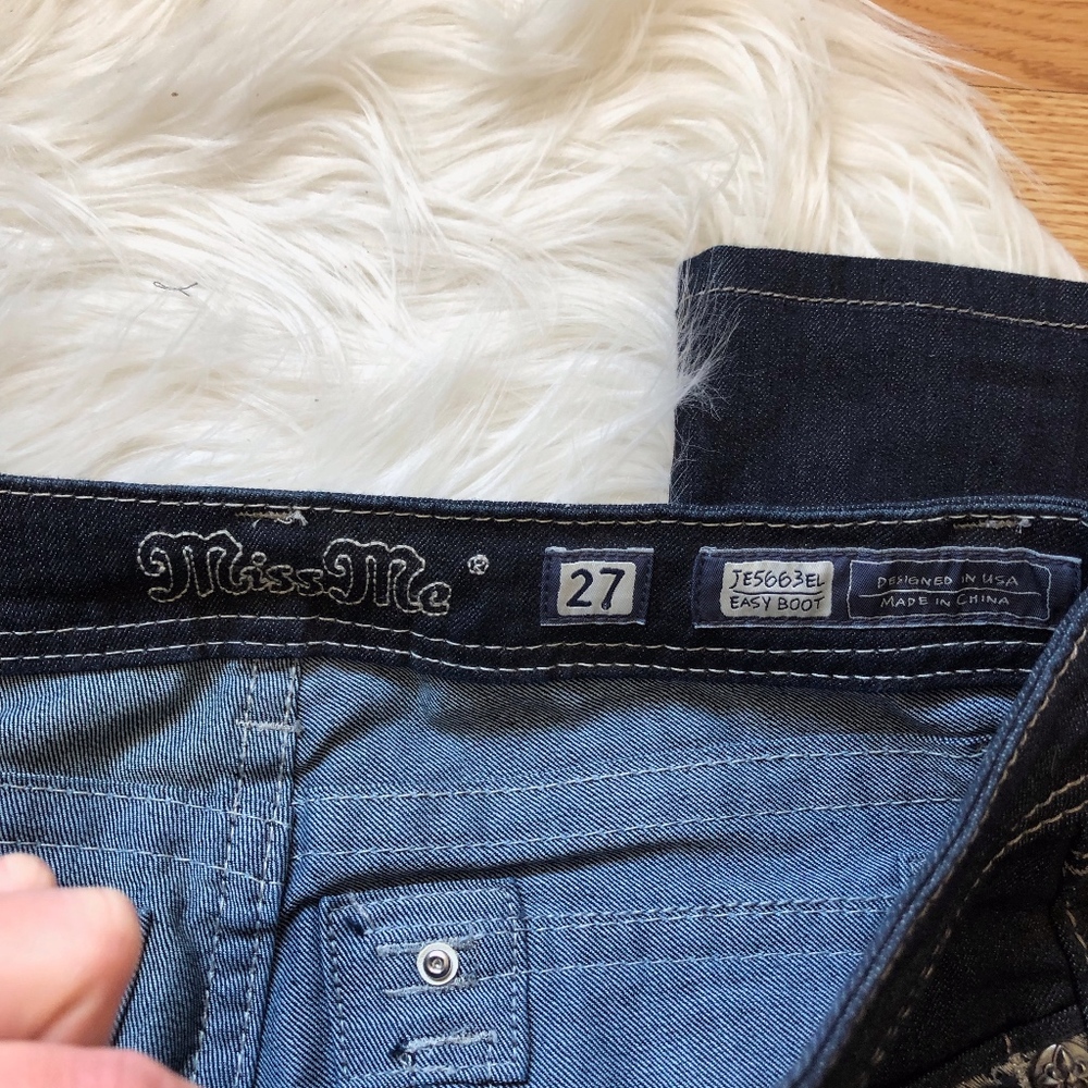 NEW Miss Me Dark Easy Boot Cut Jeans 27 - Picture 4 of 5